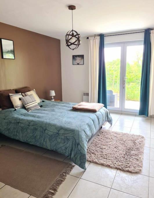Gite De 70M² Avec Vue Sur Le Massif Du Pilat Clonas-sur-Vareze Ngoại thất bức ảnh